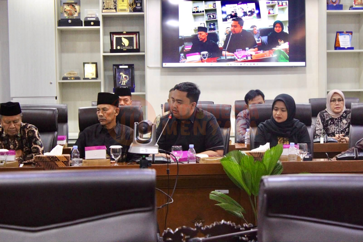 Suasana Rapat Dengar Pendapat Umum (RDPU) BAM DPR RI bersama Warga